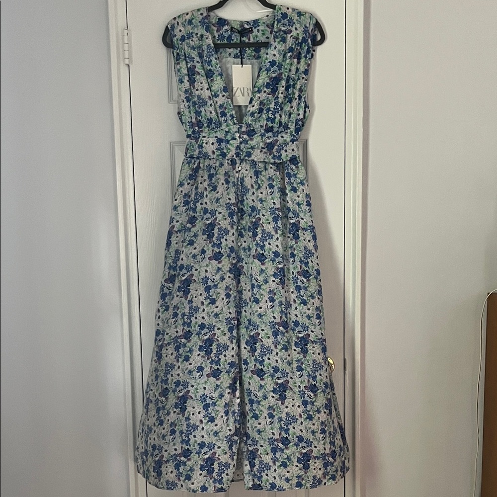 Zara Blue and White Floral Dress
